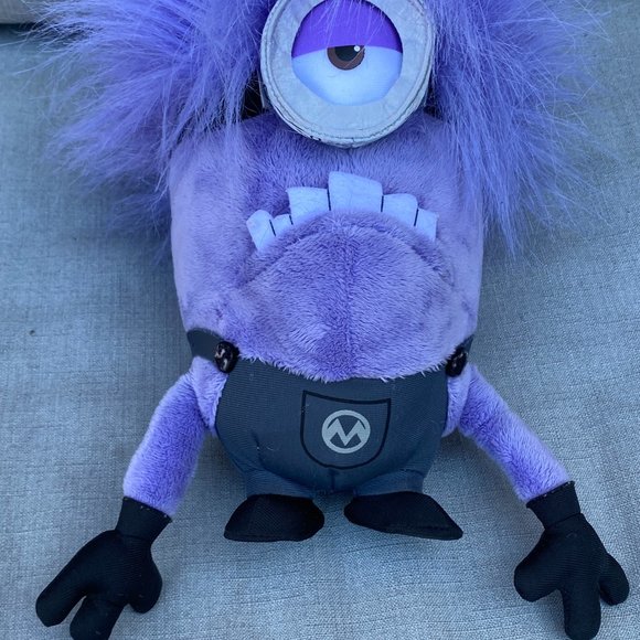 UNIVERSAL STUDIOS DESPICABLE Me ONE 1 Eye Purple MINION PLUSH Crazy Hair - Picture 7 of 12